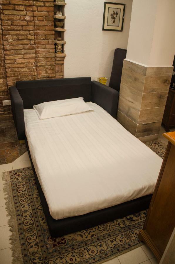 Medieval Central Apartment Болоня Екстериор снимка