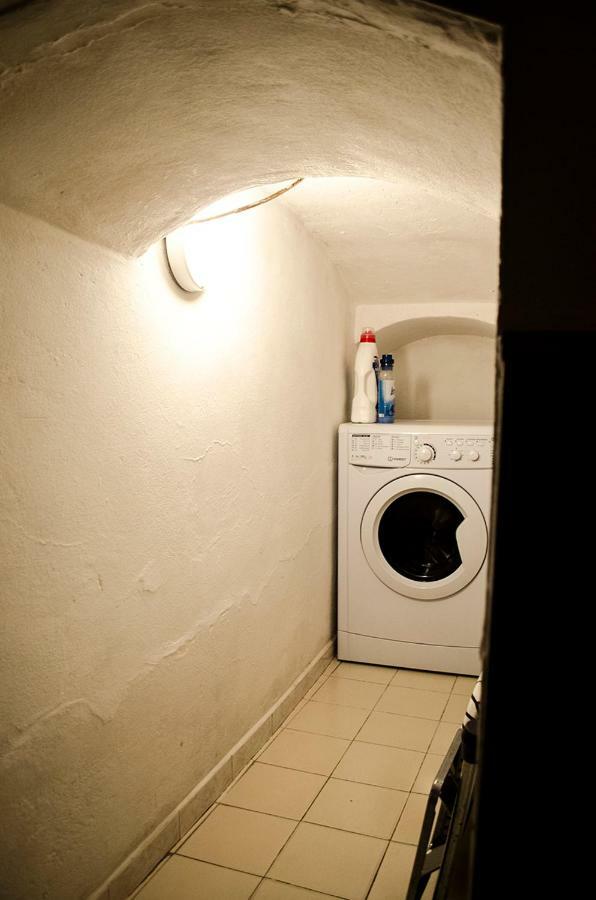 Medieval Central Apartment Болоня Екстериор снимка